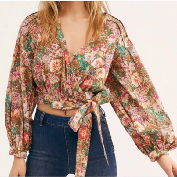Free People Party Playlist Blouse Floral Print Wrap Top Sz Medium Balloon Sleeve - Picture 1 of 12